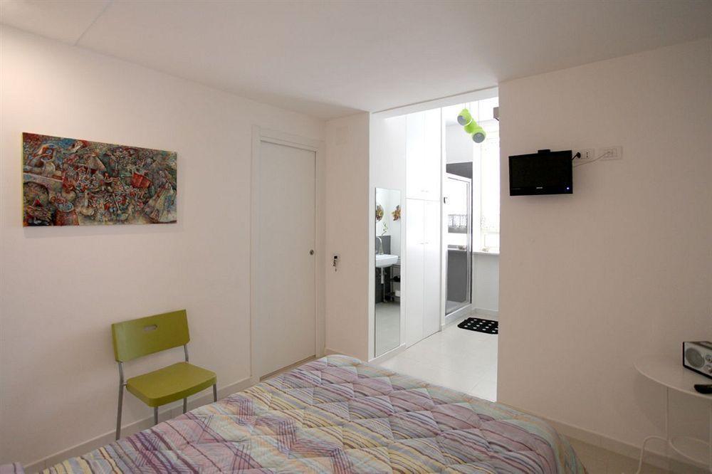 Dormidame Bed & Breakfast Napoli Bagian luar foto
