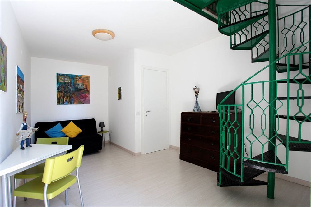 Dormidame Bed & Breakfast Napoli Bagian luar foto